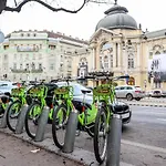 Modern 3br Free Parking Prime Location * Budapest