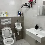 Modern 3br Free Parking Prime Location
