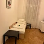 Modern 3br Free Parking Prime Location Budapest