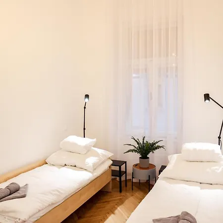 Modern 3br Free Parking Prime Location Apartmán Budapešť