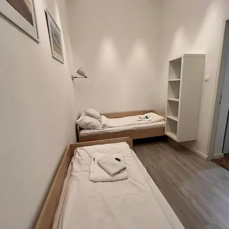 Apartman Modern 3br Free Parking Prime Location