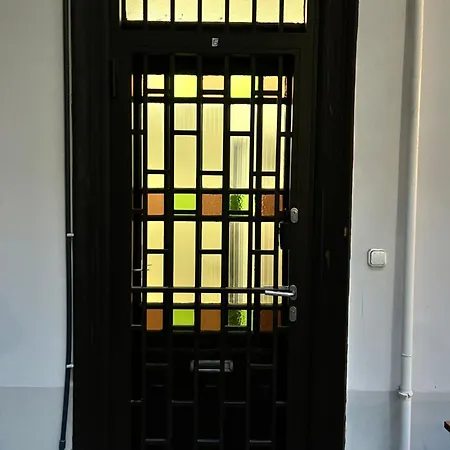 Modern 3br Free Parking Prime Location Apartmán