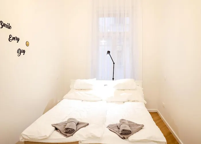 Modern 3br Free Parking Prime Location * Budapest