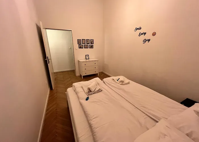 Modern 3br Free Parking Prime Location * Budapest