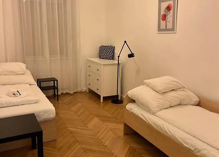 Modern 3br Free Parking Prime Location Apartment Budapest