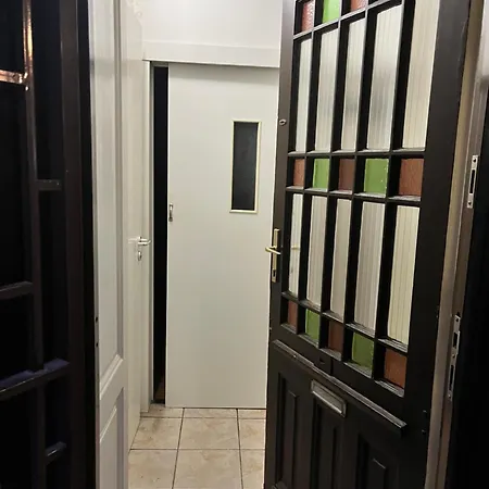 Modern 3br Free Parking Prime Location * ブダペスト