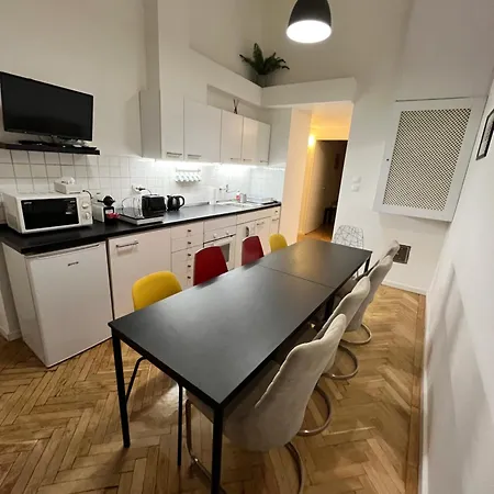Modern 3br Free Parking Prime Location * ブダペスト